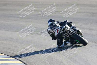 media/Jan-08-2022-SoCal Trackdays (Sat) [[1ec2777125]]/Bowl Backside (135pm)/